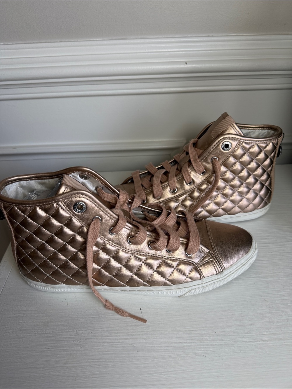 Geox Respira Women's Rose Gold Quilted Leather High-Top Sneakers. Size 10.5